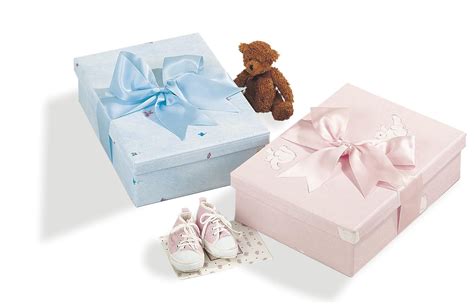 new baby gift box empty